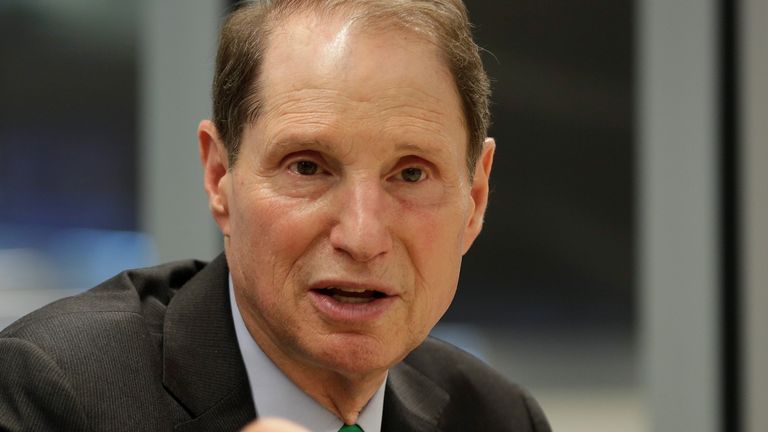 ron wyden twitter elon musk