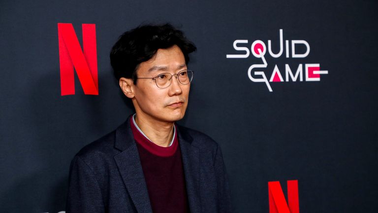 El director Hwang Dong-hyuk asiste a un evento especial de la serie de televisión Squid Game en Los Ángeles, California, EE. UU., El 8 de noviembre de 2021. REUTERS / Mario Anzoni