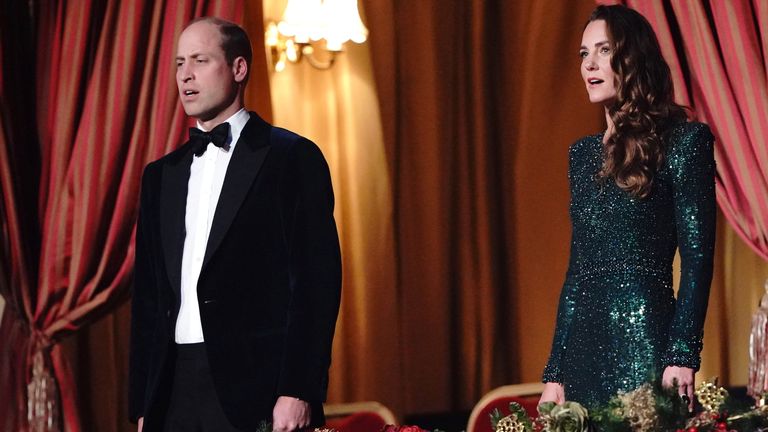 Britain&#39;s Prince William and Catherine, Duchess of Cambridge, sing the national anthem as they attend the Royal Variety Performance at the Royal Albert Hall, London, Britain November 18, 2021. Jonathan Brady/Pool via REUTERS
