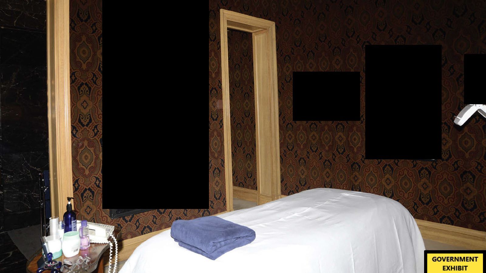 Ghislaine Maxwell trial: Massage room, nude photos and diamonds shown