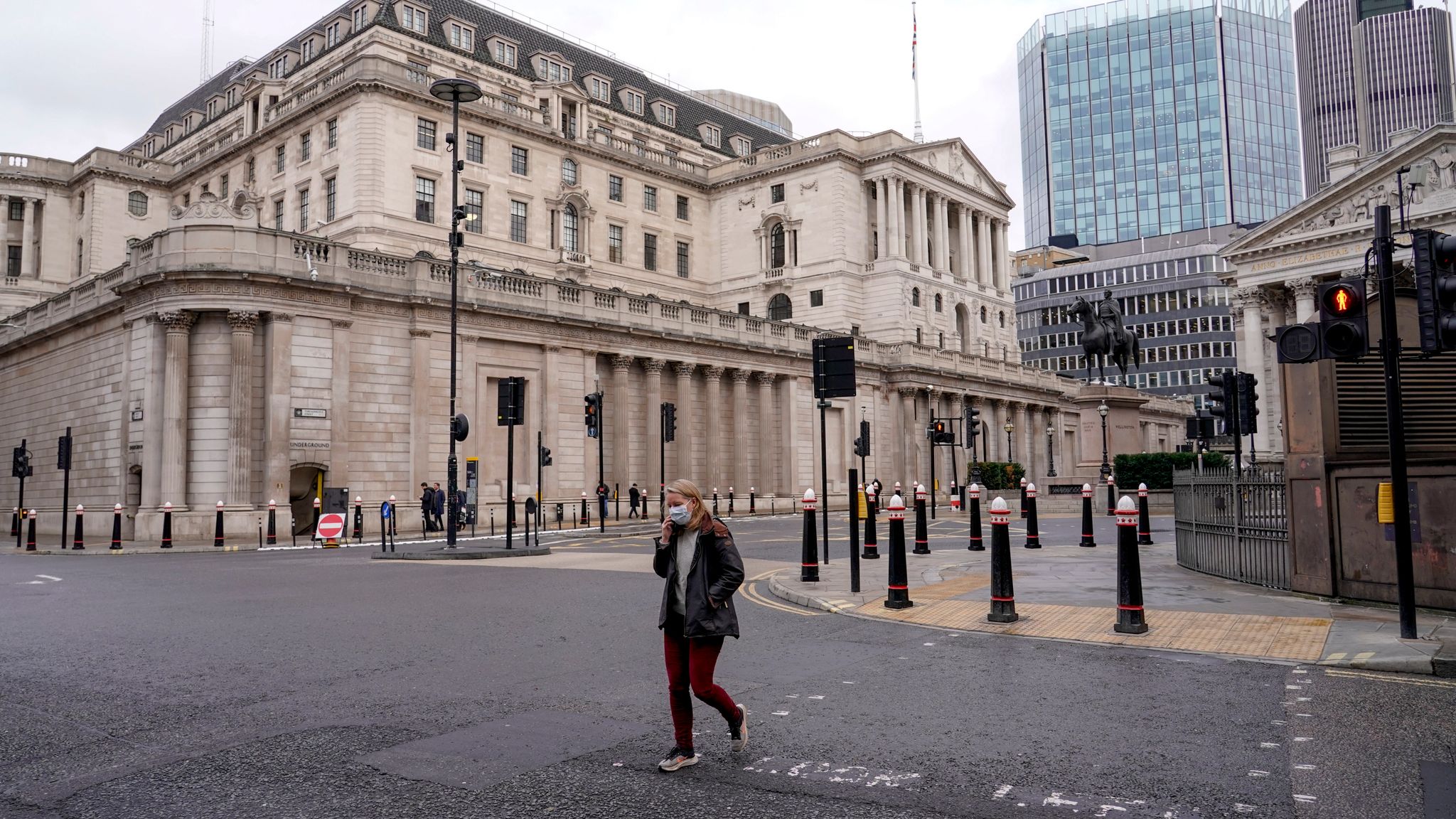 Банк Англии выдал займы британским банкам на $15 млрд Коммерсантъ UK