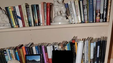 Ghislaine Maxwell trial: Massage room, nude photos and diamonds shown