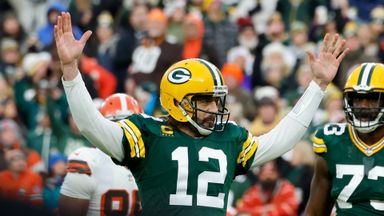 Rodgers breaks Packers all-time passing TD record
