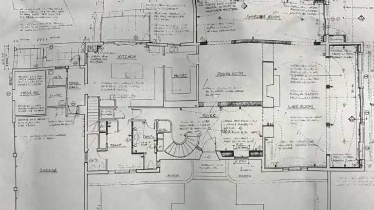 Plans of Jeffrey Epstein&#39;s house shown in the trial of Ghislaine Maxwell.