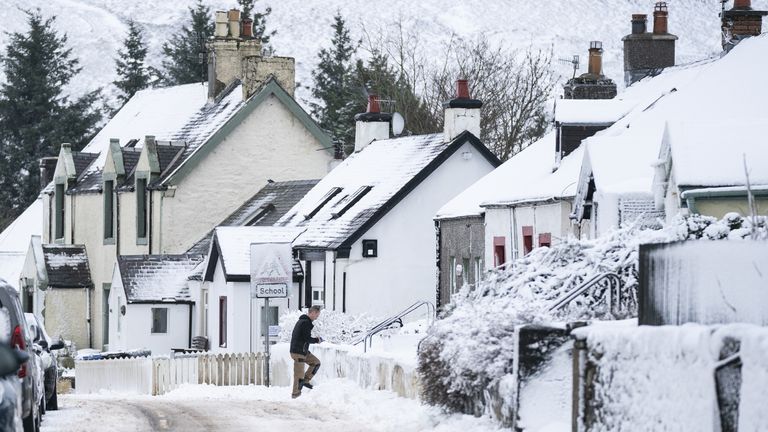 Snowfall in Leadhills, South Lanarkshire as Storm Barra hits the UK and Ireland with disruptive winds, heavy rain and snow on Tuesday. Picture date: Tuesday December 7, 2021.
