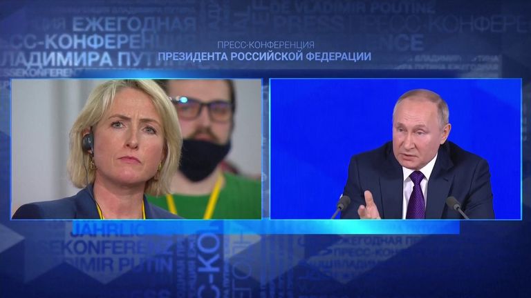 Sky News&#39; Diana Magnay asks a question at Russian President Vladimir Putin&#39;s end of year news conference.