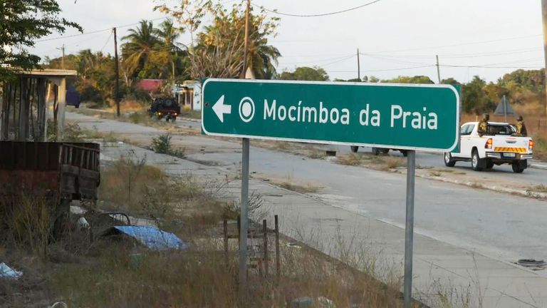 Calls for the UK government to cut a natural gas project in Mozambique