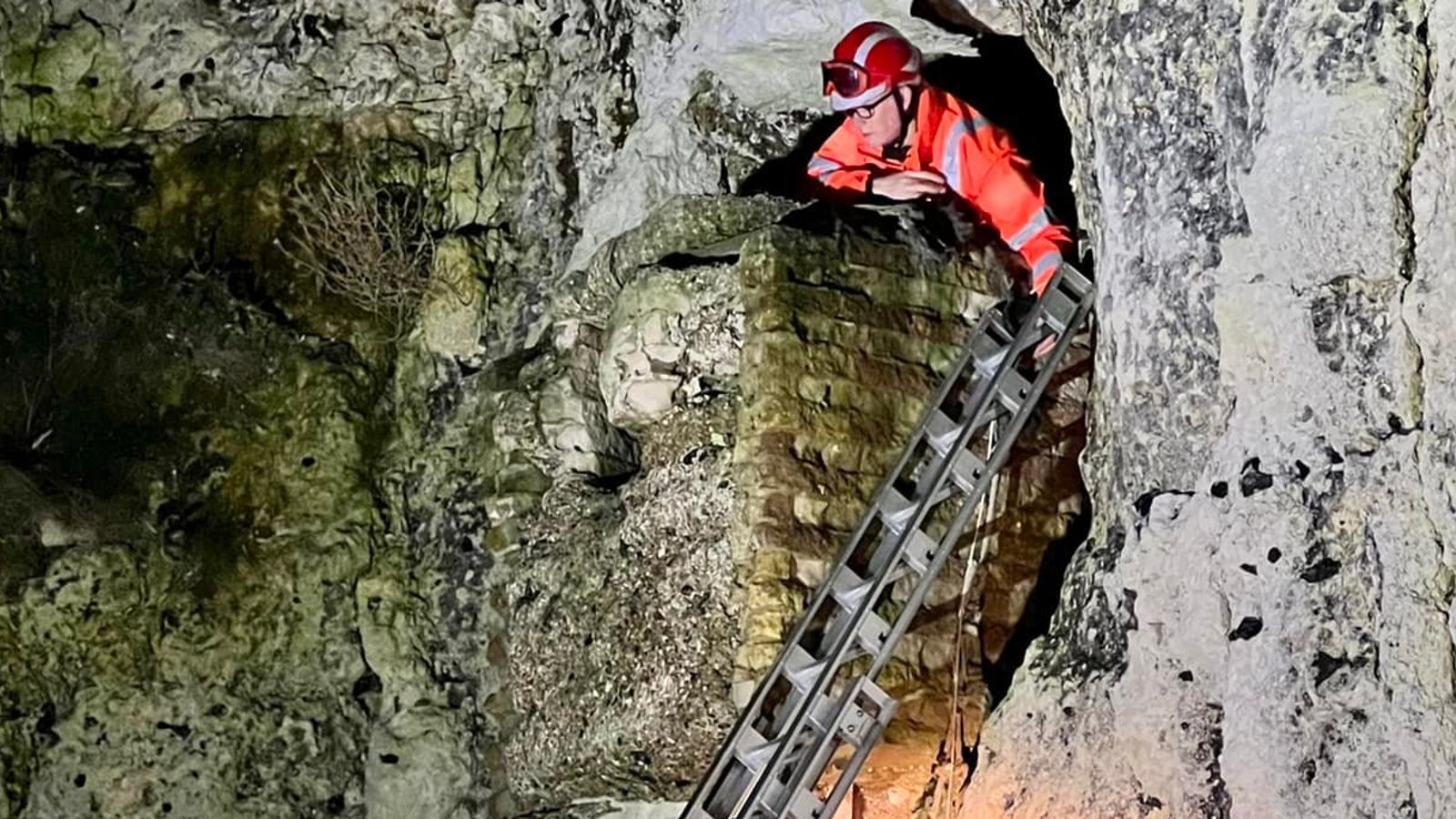 Four people rescued by emergency services after getting stuck in a cave in Kent