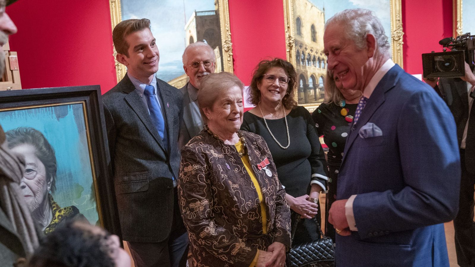 Holocaust Memorial Day Prince Charles commissions portraits of seven(02)