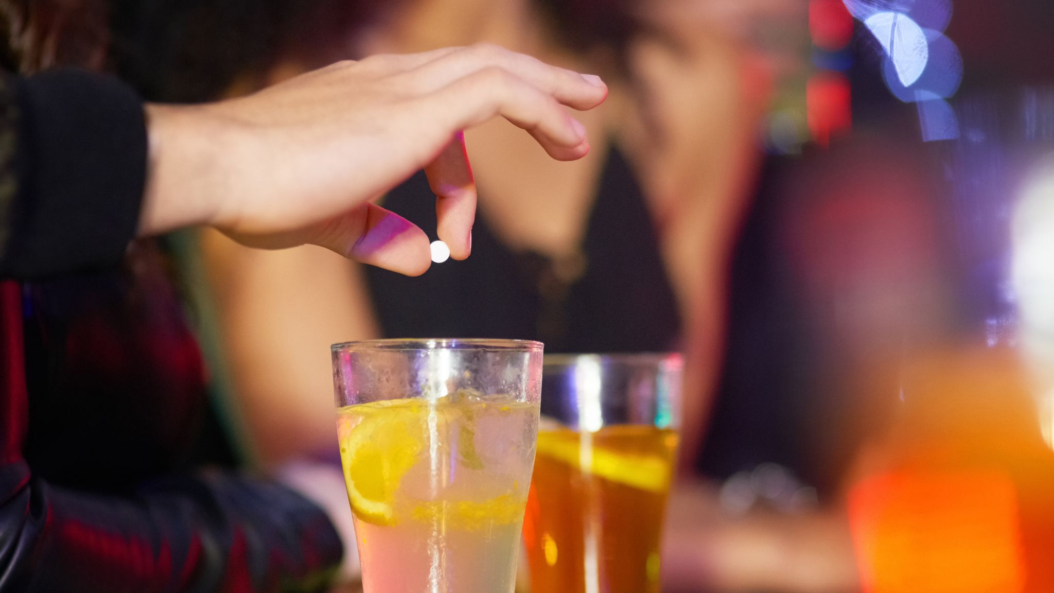 Almost 5 000 Reports Of Needle And Drink Spiking Made To UK Police In A Almost 5 000 Reports Of Needle And Drink Spiking Made To UK Police In A