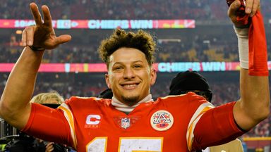 Mahomes hits Kelse for walk-off score for Chiefs win!