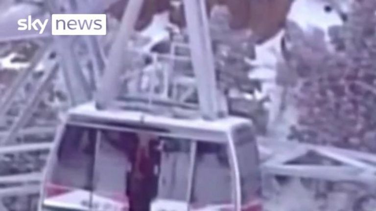 21 people rescued from stranded aerial tram car in New Mexico on NYE