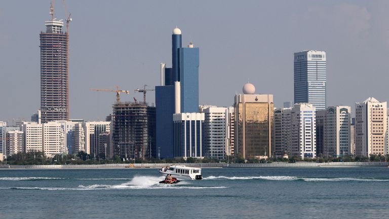 E PHOTO: A general view of the Abu Dhabi skyline is seen, December 15, 2009. REUTERS/Ahmed Jadallah/File Photo