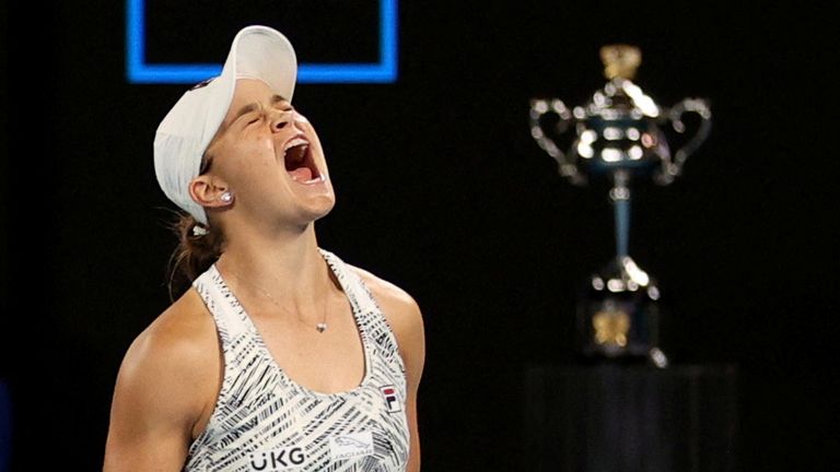 Tennis - Australian Open - Women&#39;s Singles Final - Melbourne Park, Melbourne, Australia - January 29, 2022 Australia&#39;s Ashleigh Barty celebrates winning the final against Danielle Collins of the U.S. REUTERS/Loren Elliott
