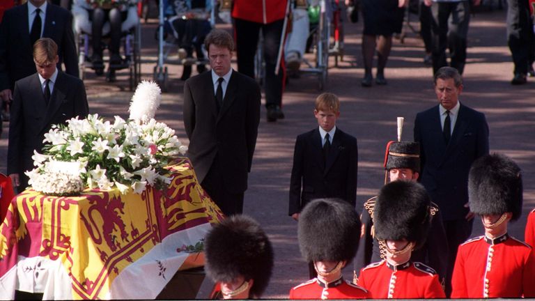 William, Earl Spencer, Harry and Charles walk behind Diana&#39;s coffin