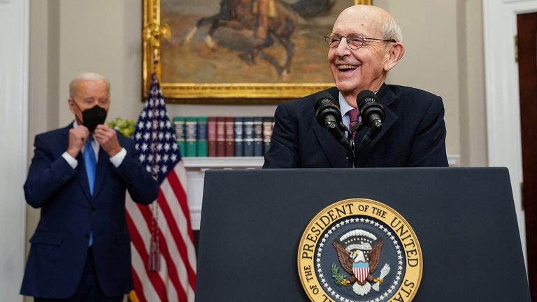 With U.S. President Joe Biden at his side, U.S. Supreme Court Justice Stephen Breyer announces he will retire at the end of the court&#39;s current term, at the White House in Washington, U.S., January 27, 2022. REUTERS/Kevin Lamarque
