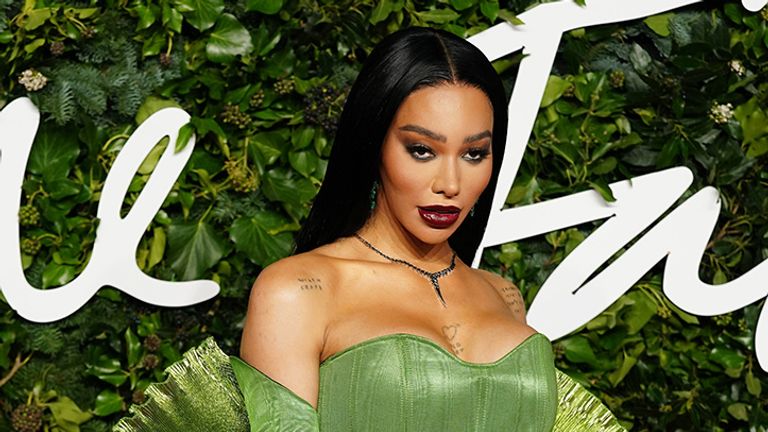 Munroe Bergdorf appears on the latest issue of Cosmopolitan - the first trans woman to do so