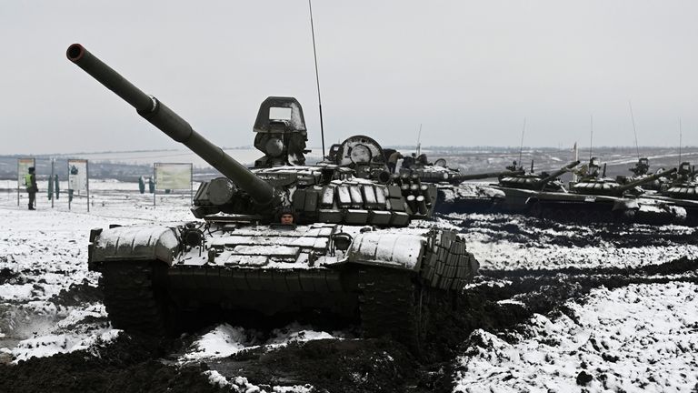 A view shows Russian T-72B3 main battle tanks during combat exercises at the Kadamovsky range in the southern Rostov region, Russia January 12, 2022. REUTERS/Sergey Pivovarov 