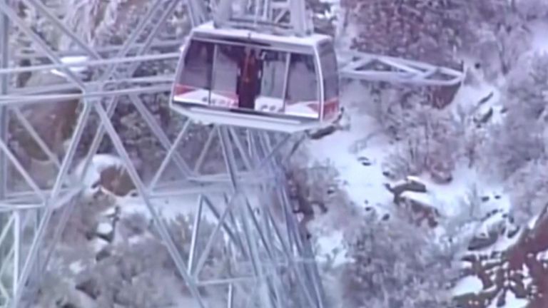 Cable car rescue: 21 passengers winched down from New Mexico