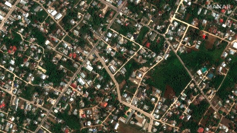 خانه‌ها و ساختمان‌ها در تونگا در 29 دسامبر 2021 عکس: تصویر ماهواره‌ای © 2022 Maxar Technologies