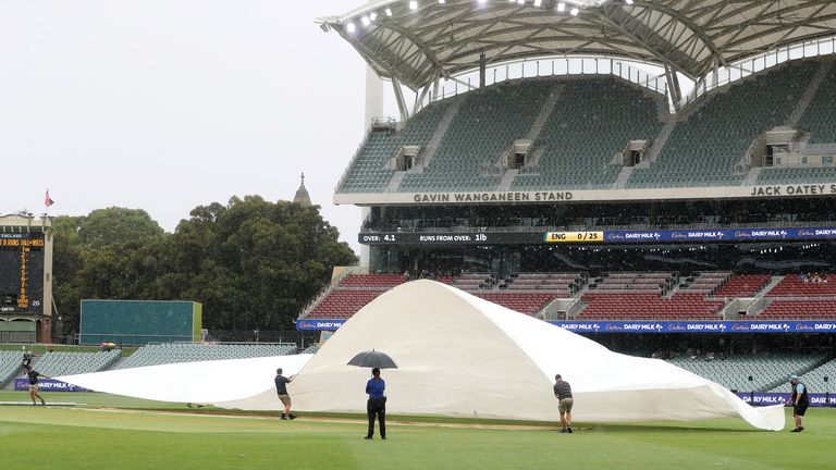 Adelaide Oval rain (Getty Images)
