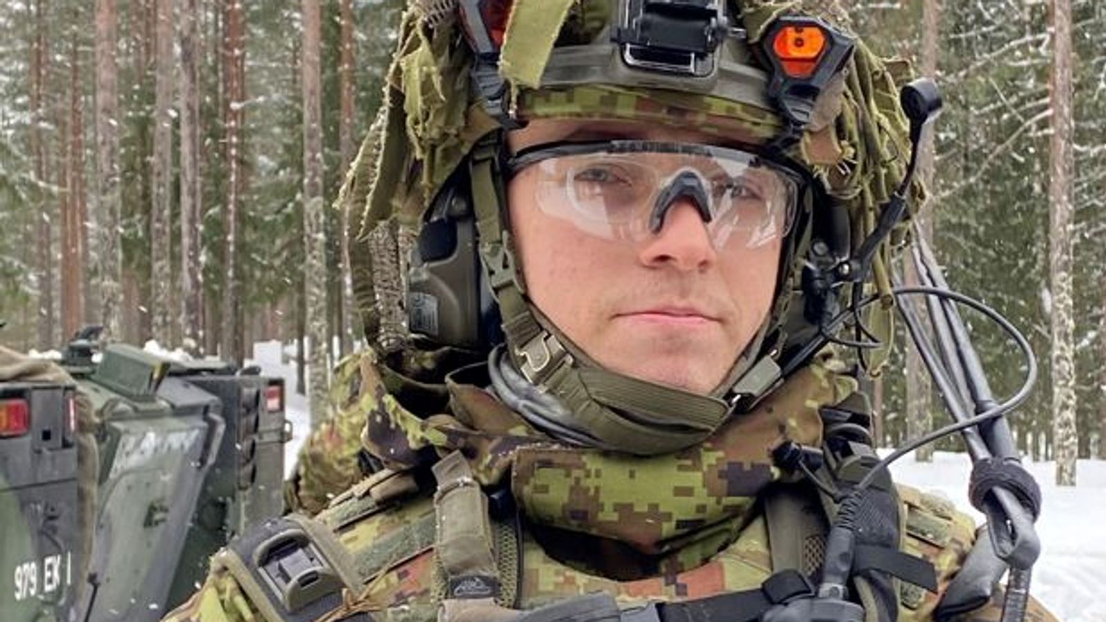 Russia-Ukraine tensions: British troops prepare for combat in show of ...