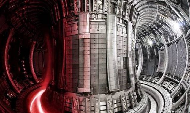 UK scientists set new record for generating energy from nuclear fusion with reaction '10 times hotter than the sun' - Vimarsana News