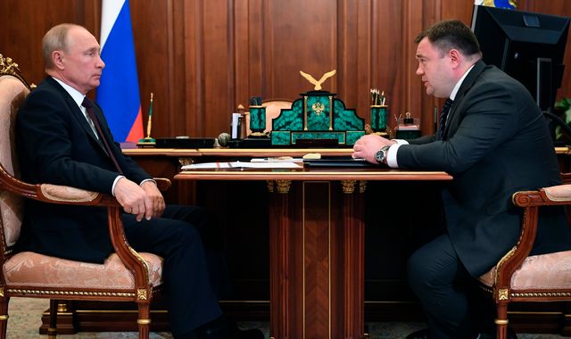 Ukraine invasion: Who are the oligarchs with Kremlin ties targeted in UK's new sanctions against Russia? - Vimarsana News