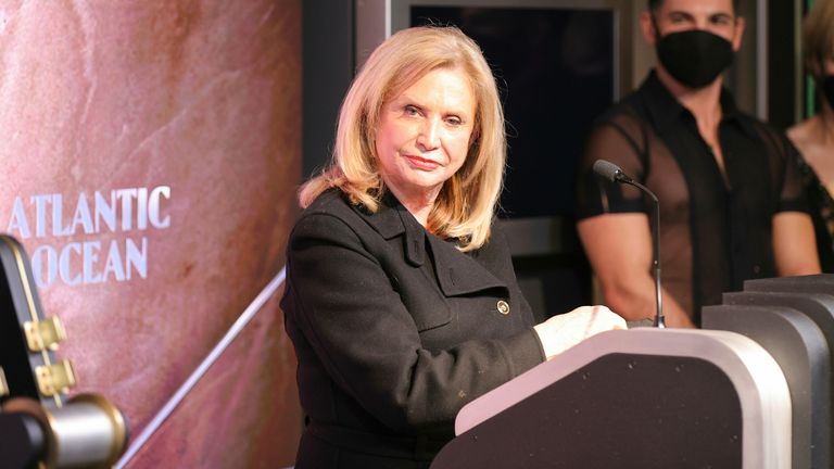 Empire State Building, New York, USA, January 18, 2022 - Congresswoman Carolyn Maloney during a visit to the The Empire State Building for the opening of the Restaurant and Broadway week opening event. Photo by: Luiz Rampelotto/EuropaNewswire/picture-alliance/dpa/AP Images