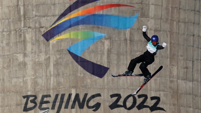 2022 Beijing Olympics - Freestyle Skiing - Women&#39;s Freeski Big Air - Qualification - Run 2 - Big Air Shougang, Beijing, China - February 7, 2022. Gu Ailing Eileen of China in action. REUTERS/Tyrone Siu