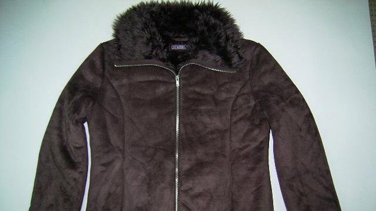 Police issued a picture of a jacket similar to the one worn by Emma Caldwell but which was not recovered with her body