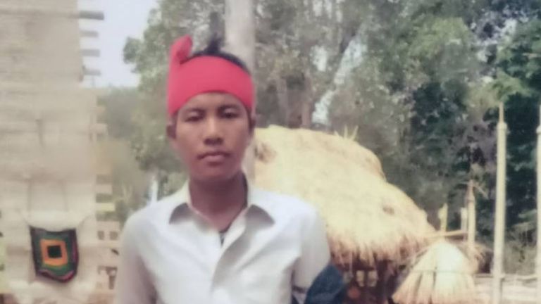 28 yaşındaki Li Reh, bir araba almak için dışarı çıktıktan sonra ortadan kayboldu.  Resim: Aile broşürü
