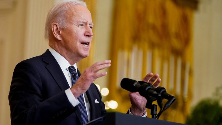 US-Präsident Joe Biden spricht aus dem Weißen Haus in Washington über die Lage in Russland und der Ukraine