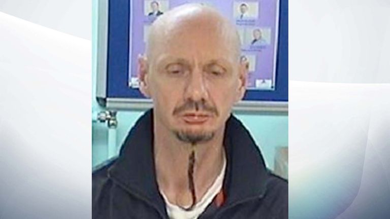 Paul Robson Sex offender has escaped from prison photo
