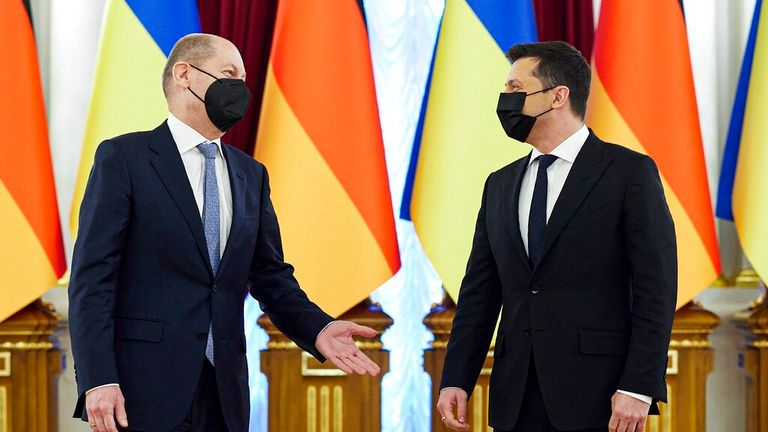 German Chancellor Olaf Scholz (left) meets Ukrainian President Volodymyr Zelensky in Kyiv