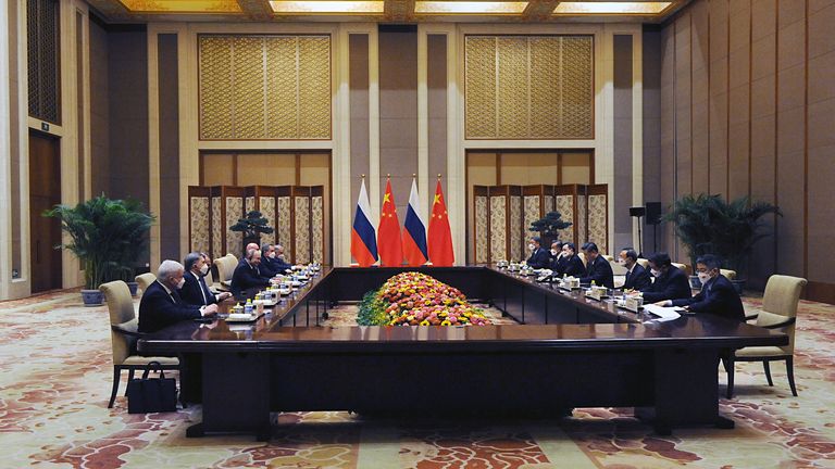 Members of delegations, led by Russian President Vladimir Putin and Chinese President Xi Jinping, attend a meeting in Beijing, China February 4, 2022. Sputnik/Mikhail Klimentyev/Kremlin via REUTERS ATTENTION EDITORS - THIS IMAGE WAS PROVIDED BY A THIRD PARTY.
