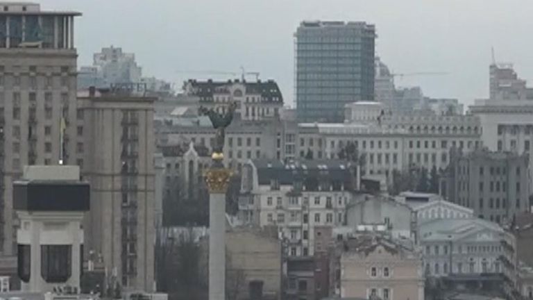 Sirens sound across Ukraine&#39;s capital Kyiv 