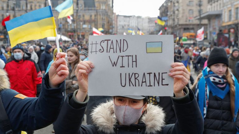 Thousands took to the streets to protest in Kyiv as Ukraine&#39;s president called for calm