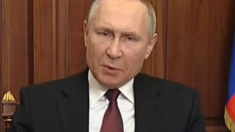 Владимир Путин провел «Спецназ» в Украине.
