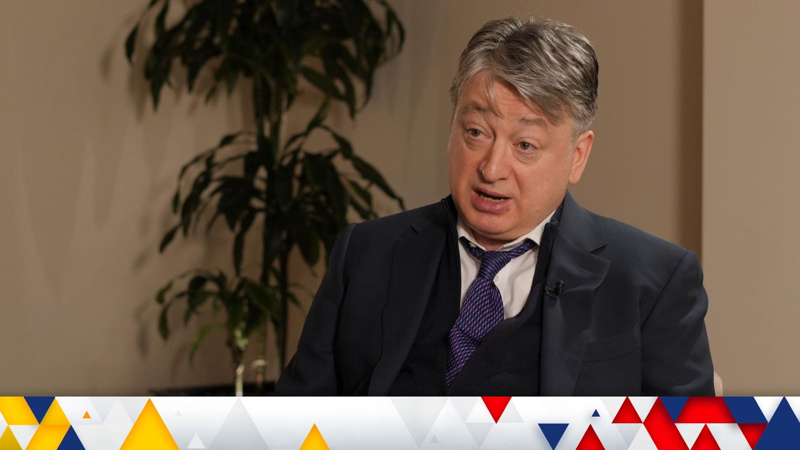 Invasion de l’Ukraine : Un donateur conservateur qui travaillait pour le Kremlin supplie le Premier ministre d’avoir une zone d’exclusion aérienne – et qualifie Poutine de “fou” |  Actualité politique
