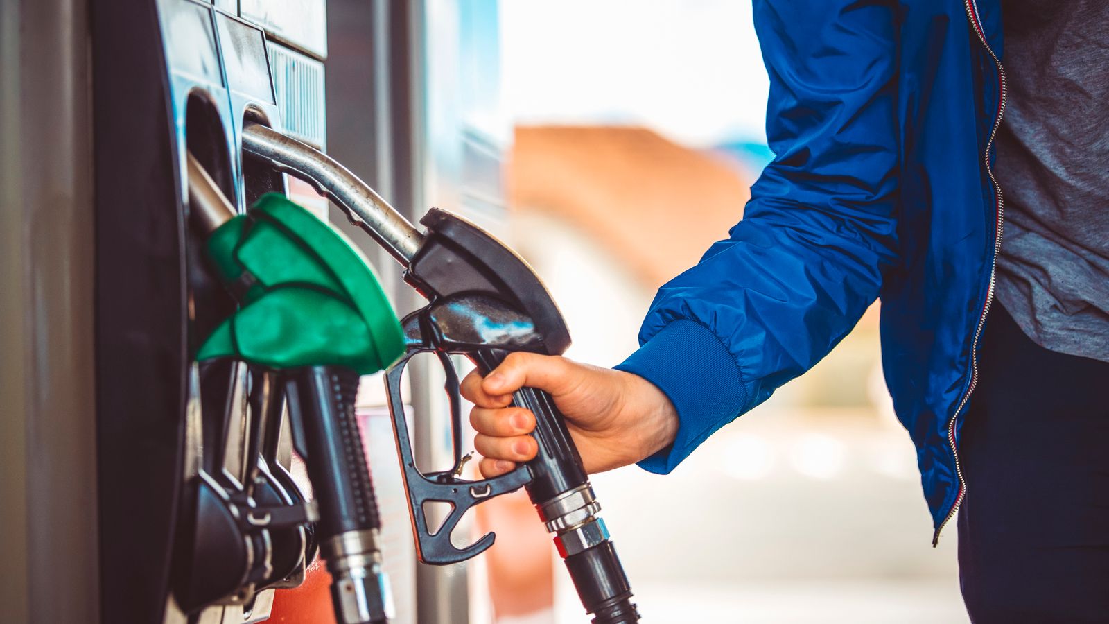 Fuel retailers forced to share price changes within 30 minutes under Pumpwatch plan