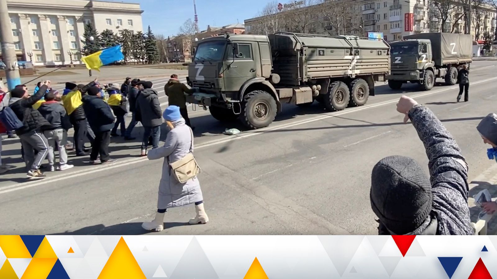 Ukraine war: Kherson residents tell Russian forces to 'go home' as they confront military vehicles