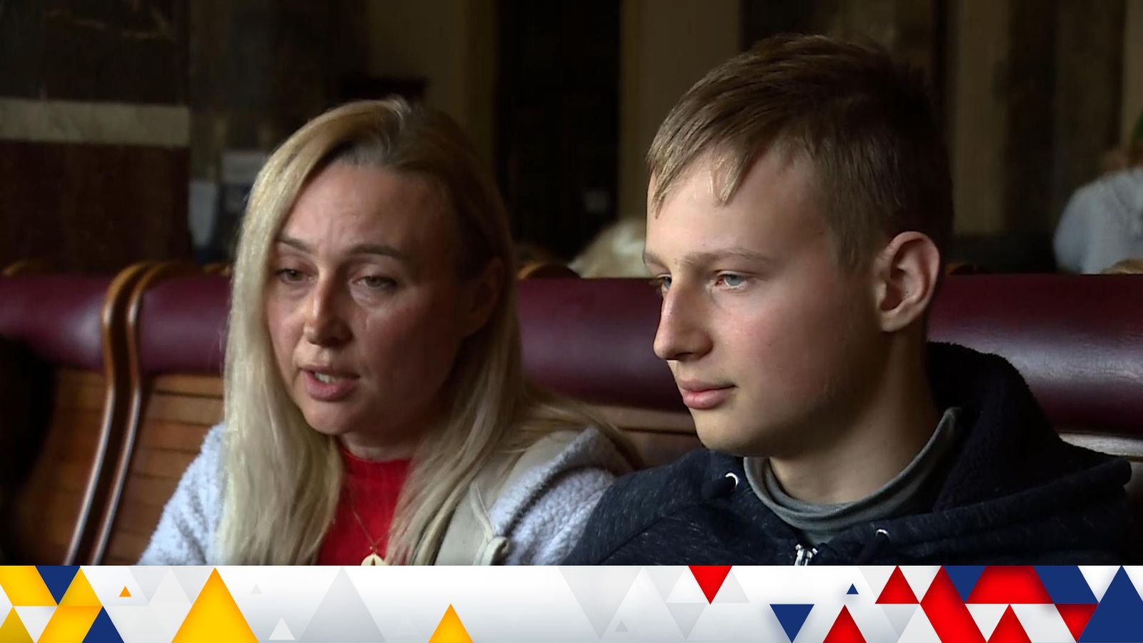 Guerre d’Ukraine : “Une bombe a volé dans une maison voisine – elle a complètement brûlé” – L’histoire d’une famille qui s’est échappée de Marioupol |  Nouvelles du monde