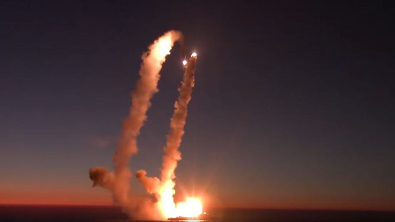 Война на Украине: Сцены из России «из Черного моря» показывают запуск ракеты по западному Киеву |  Новости мира