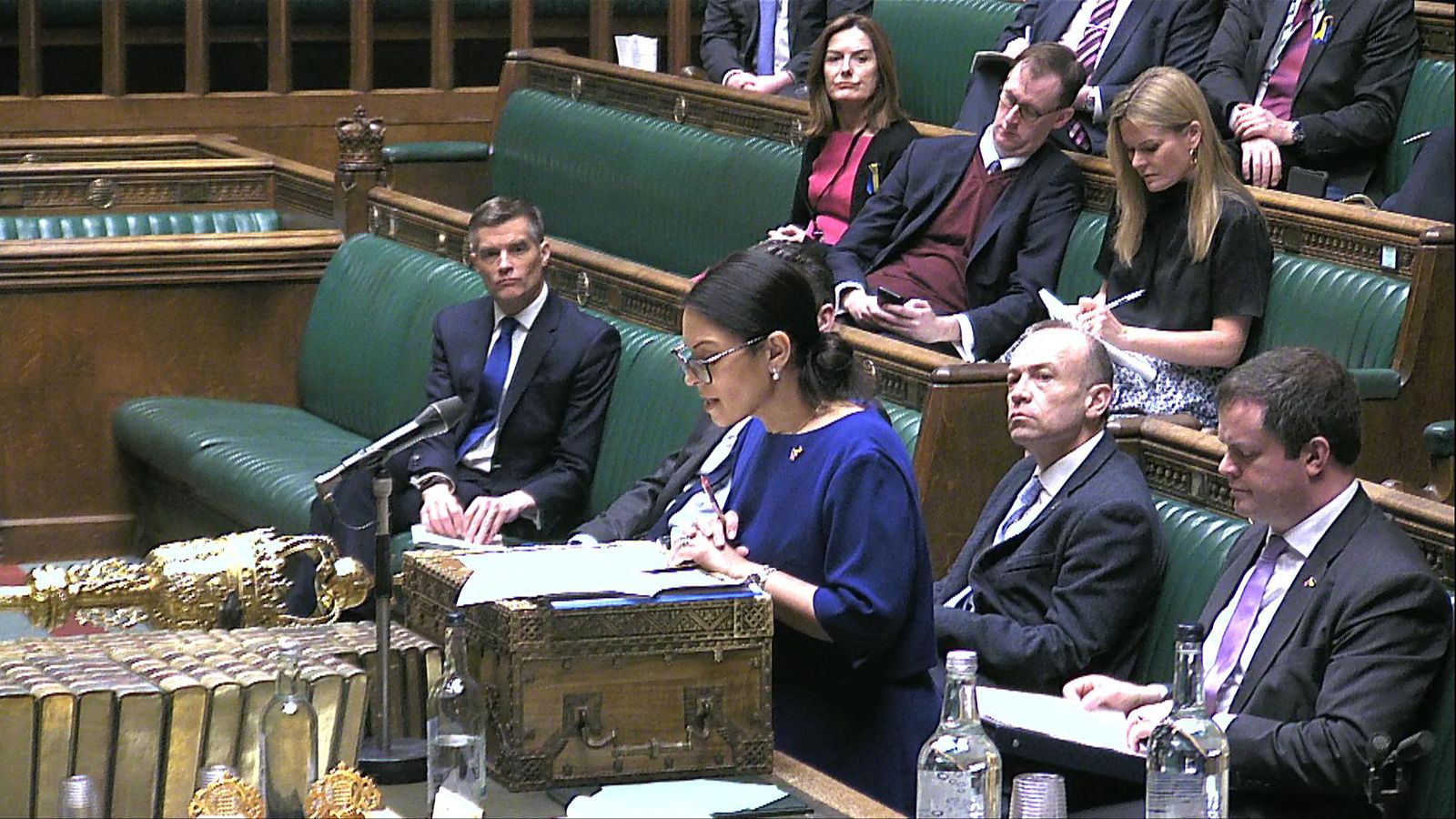 Ukrainian refugees with passports can apply for UK digital visas News