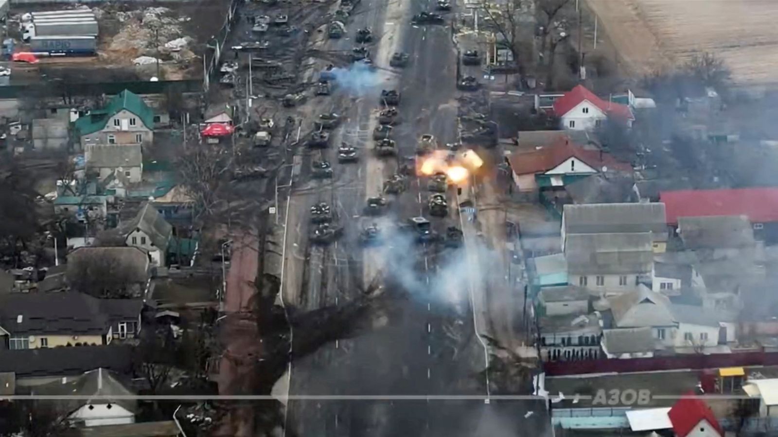 Ukraine war: Drone footage shows Russian tank column retreat after