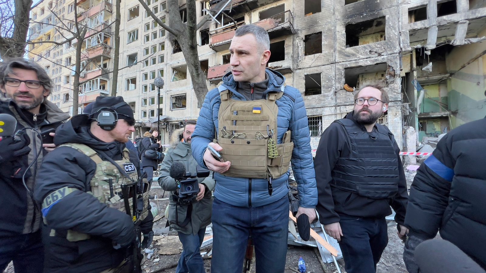 Ukraine War Spend The Time In The Bunkers Vitali Klitschko Warns Kyivans As Attacks 9304