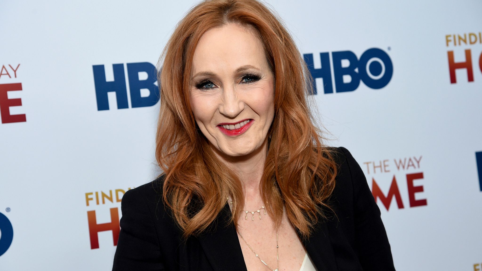 jk-rowling-hits-back-at-vladimir-putin-after-he-drags-her-into-row-over