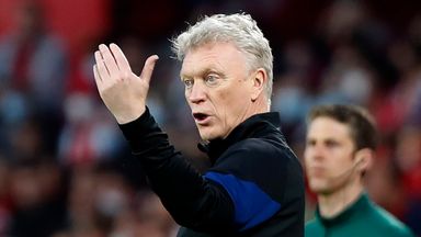 'Players will run down the tunnel' - Moyes says pitch invasions must end