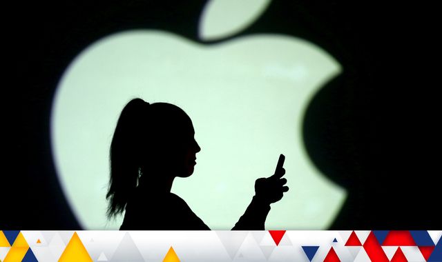 Apple stops all product sales in Russia as RT and Sputnik removed from App Store - Vimarsana News